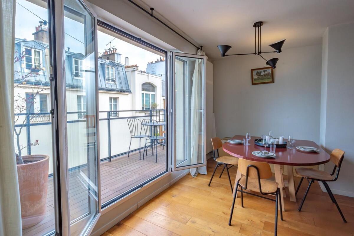 Appartement Invalides Avec Terrasse パリ エクステリア 写真