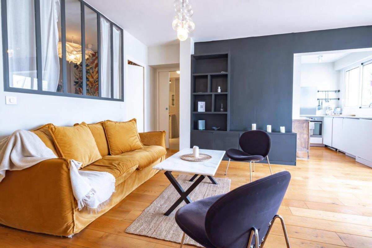 Appartement Invalides Avec Terrasse パリ エクステリア 写真